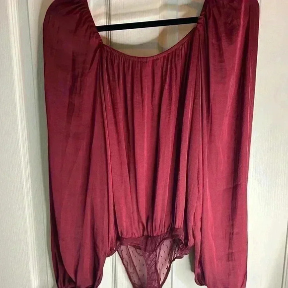 🌟”Free People Intimately” NWT Pomegranate Long Sleeve Thong Bodysuit Size M🌟 - Picture 2 of 13